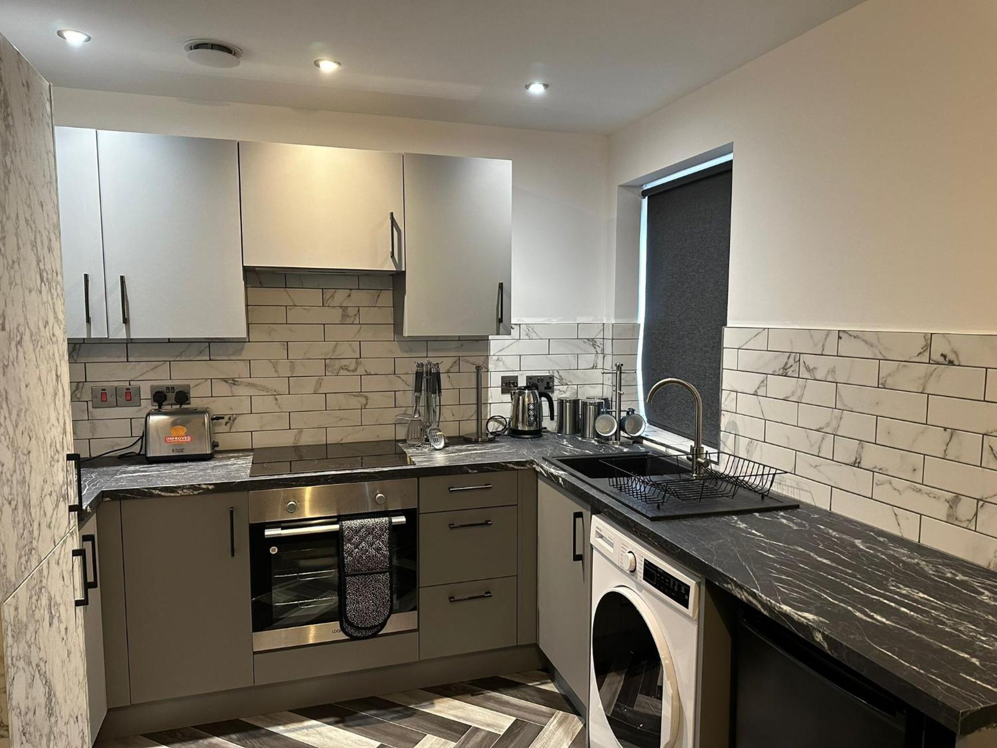 Newark House Premium Apartments With Sofa Beds - Wifi - Free Parking - Perfect For Contractors! Peterborough Kültér fotó